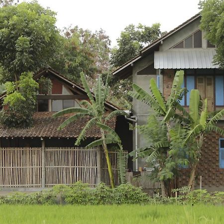 Omah Kebon Nitiprayan Hotell Bantul Exteriör bild