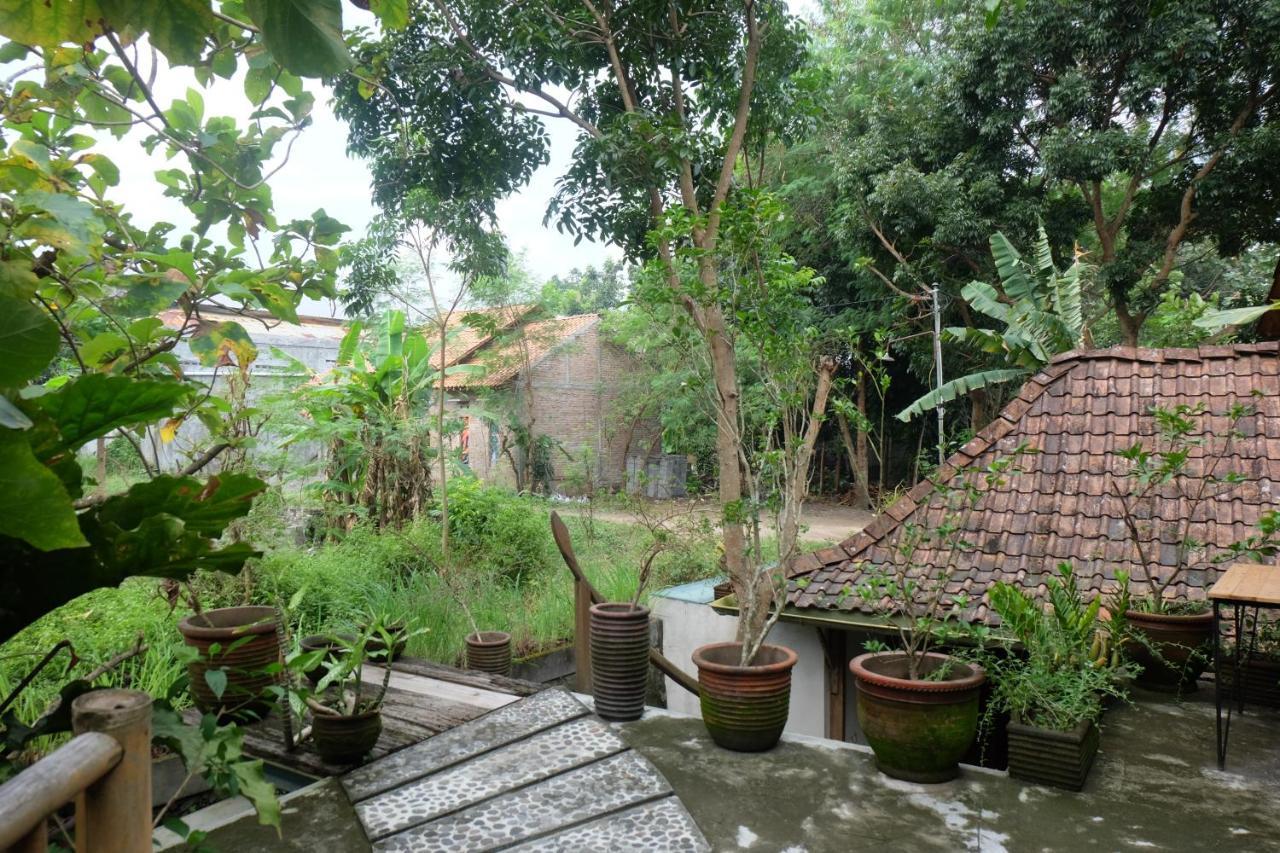 Omah Kebon Nitiprayan Hotell Bantul Exteriör bild