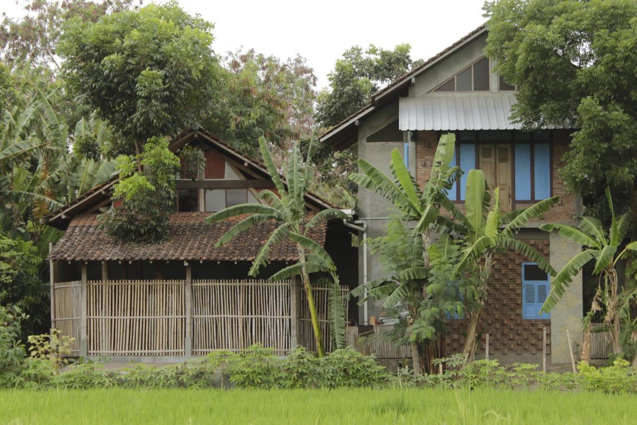Omah Kebon Nitiprayan Hotell Bantul Exteriör bild